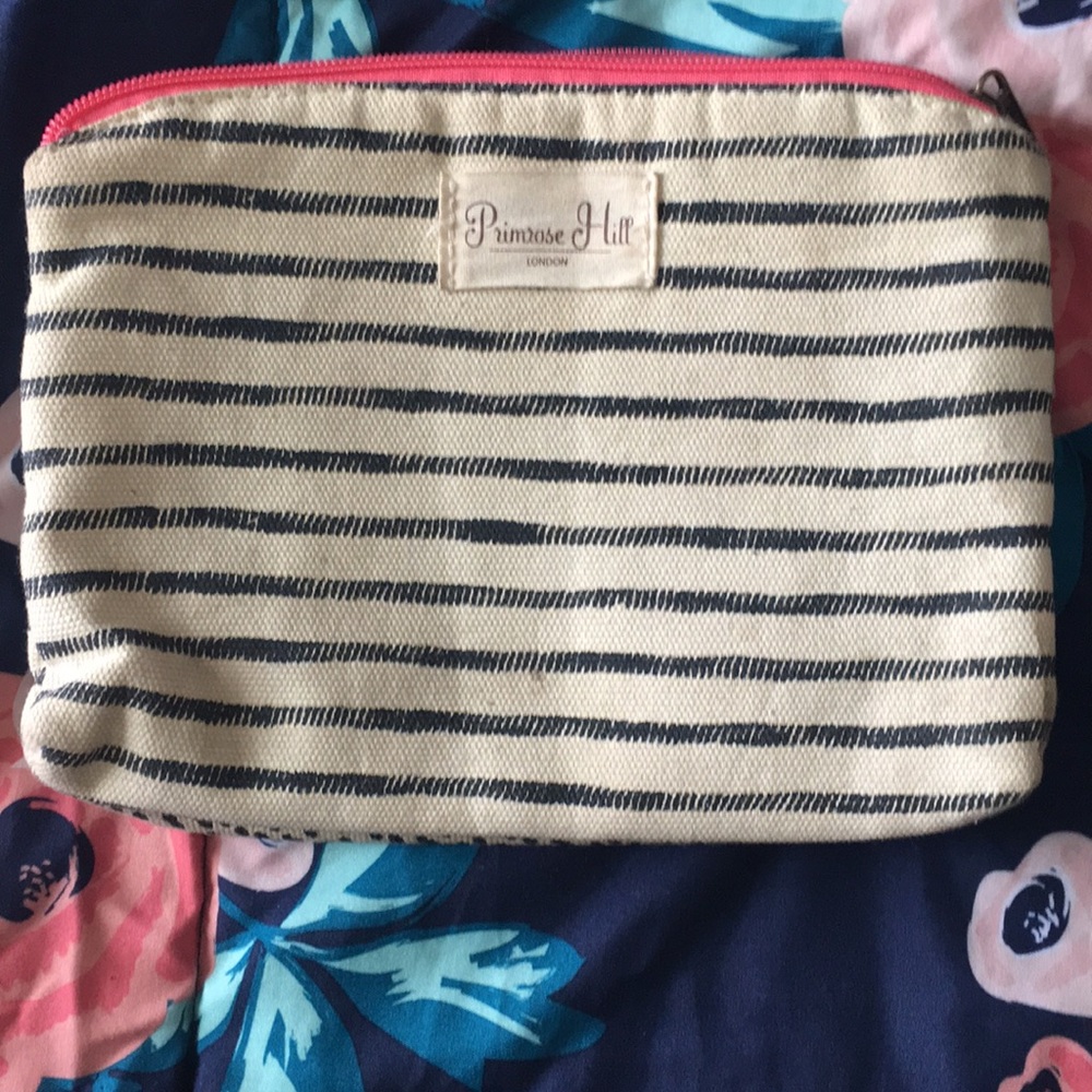 Makeup/accessory bag